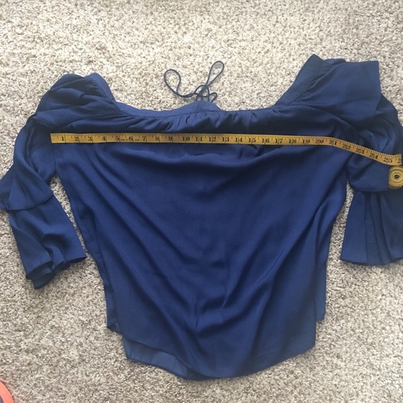 Gianni Bini Off Shoulder Blouse 👚 - Picture 2 of 5